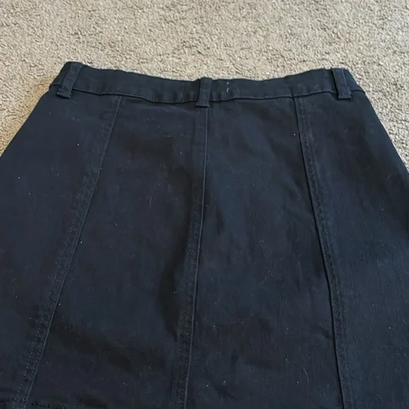 button down - Picture 2 of 2